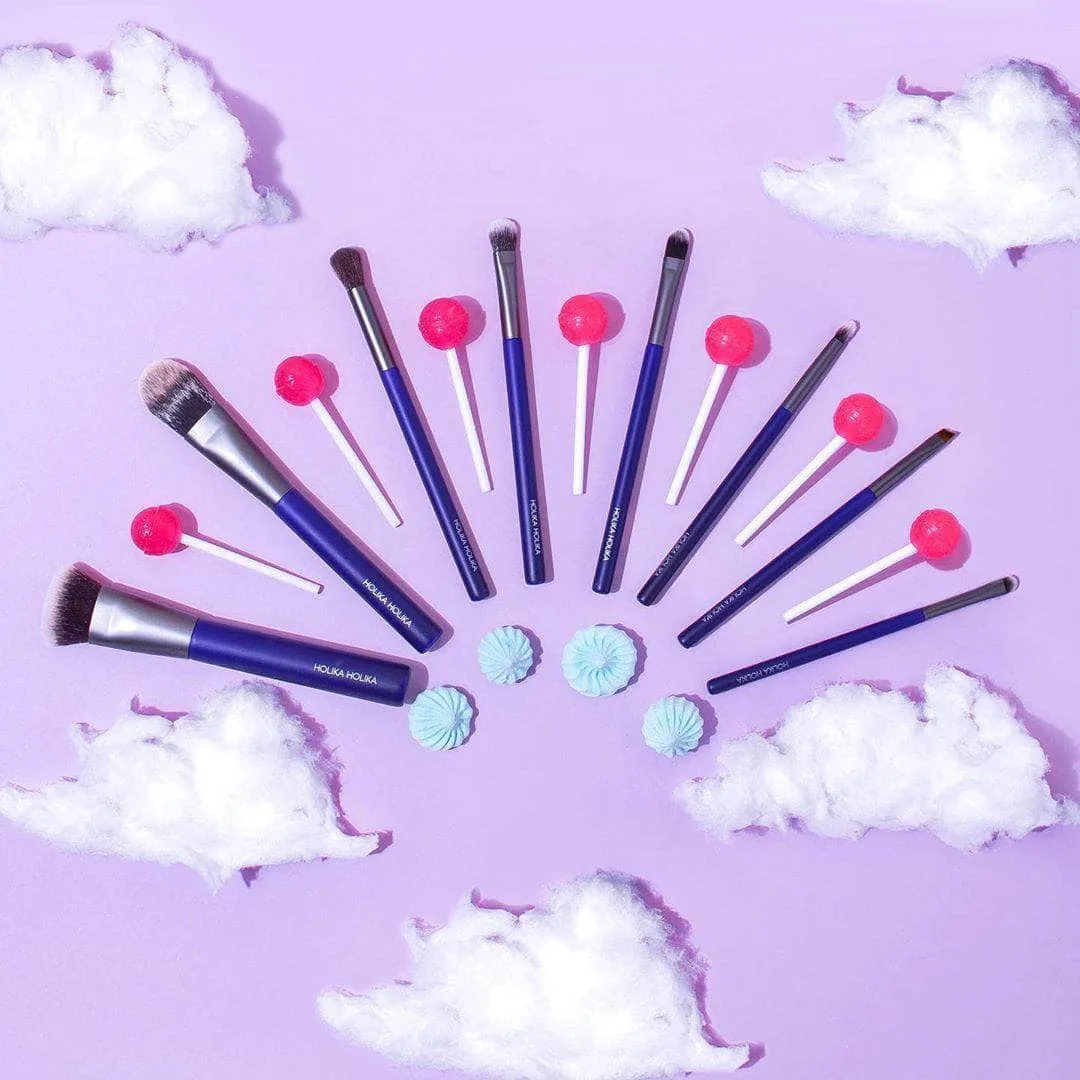 Magic Tool Blending Eyeshadow Brush